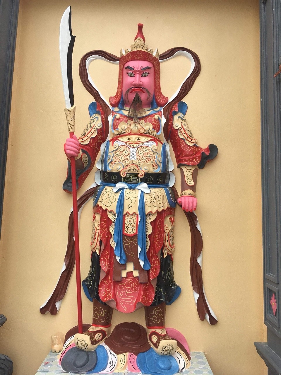 Tượng Chấn Cổng