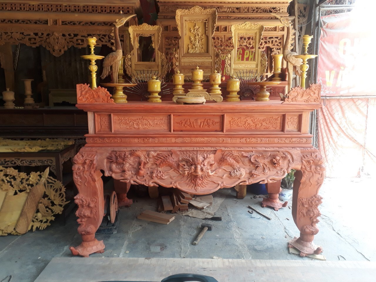 Sập Thờ