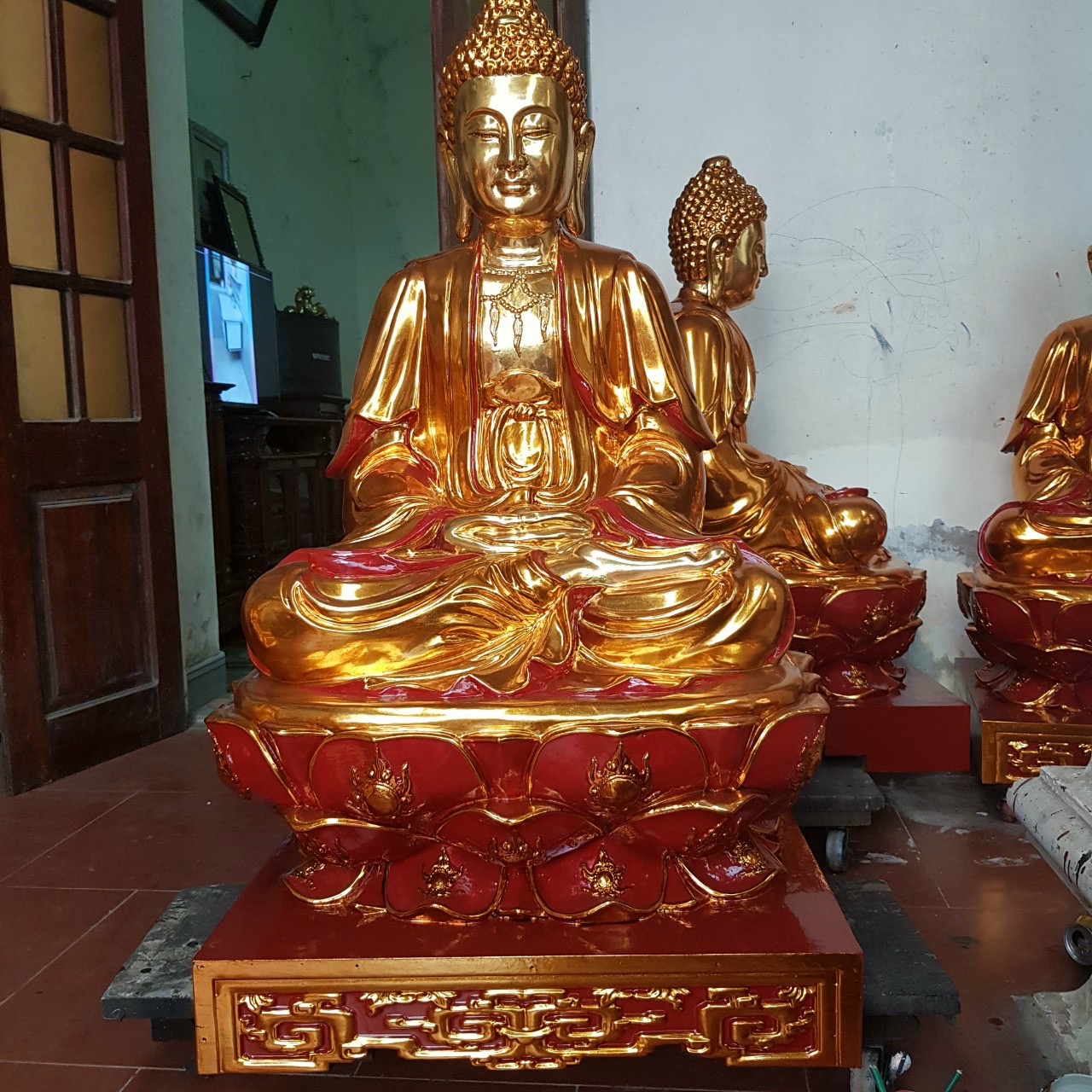Tượng Tam Thế a di đà hoàn thiện