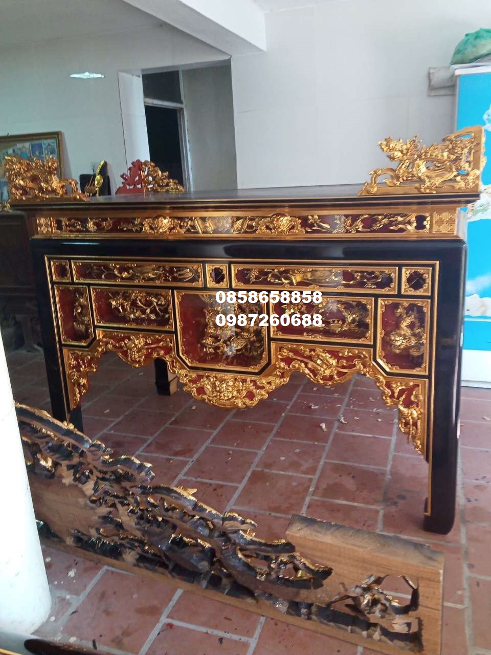 Câu Đối Bàn Thờ Gia Tiên bằng gỗ