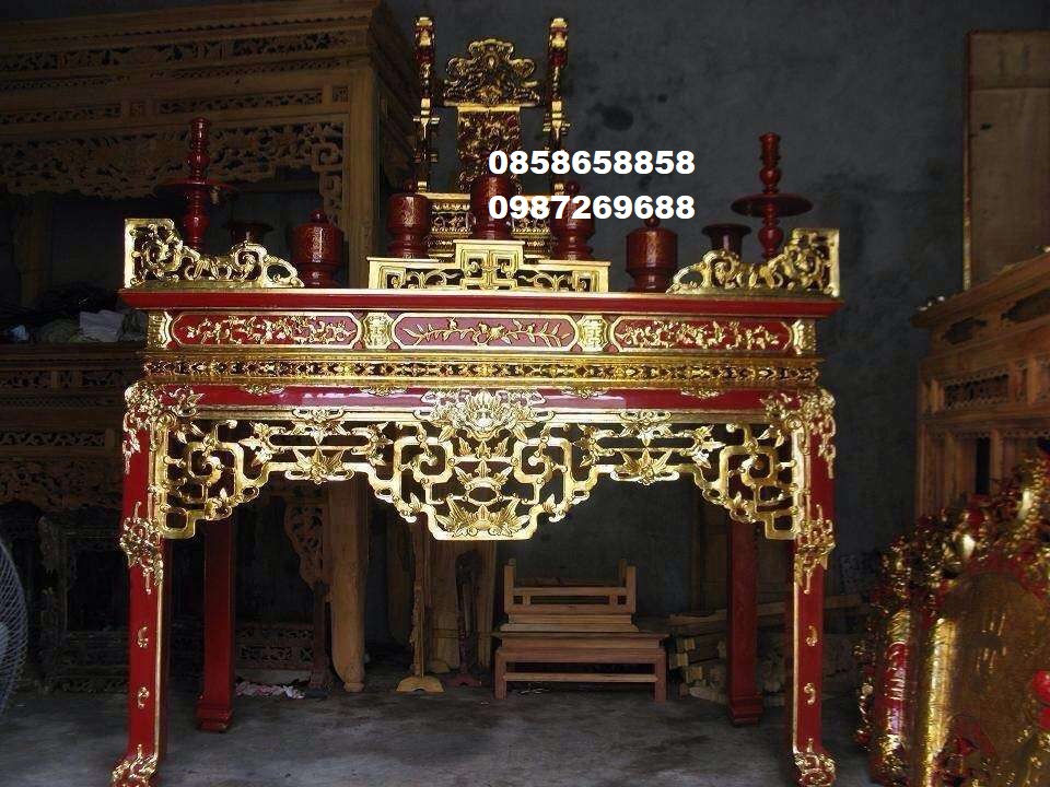 Lạ lùng chuyện cả làng lập bàn thờ sống chính mình